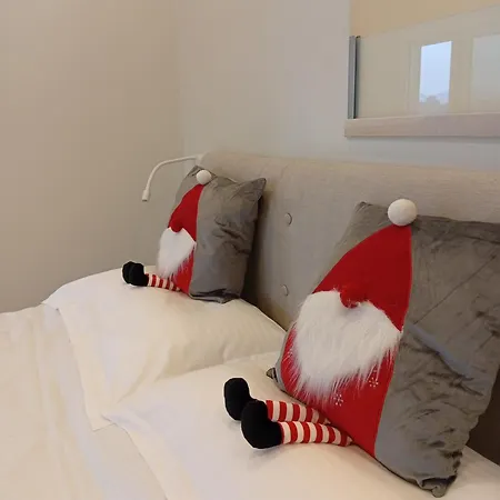 Vicky's Loft Apartman Corinth
